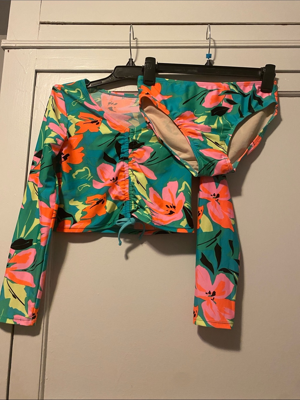 Long Sleeve Swim Top and Bikini Bottom Set - tropical floral - size